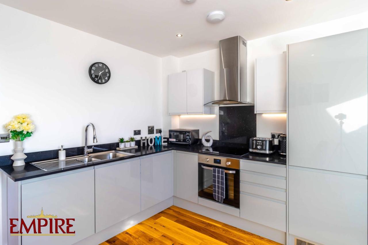 Stunning One Bedroom Duplex Apartment In Heart Of Jewellery Quarter 버밍엄 외부 사진