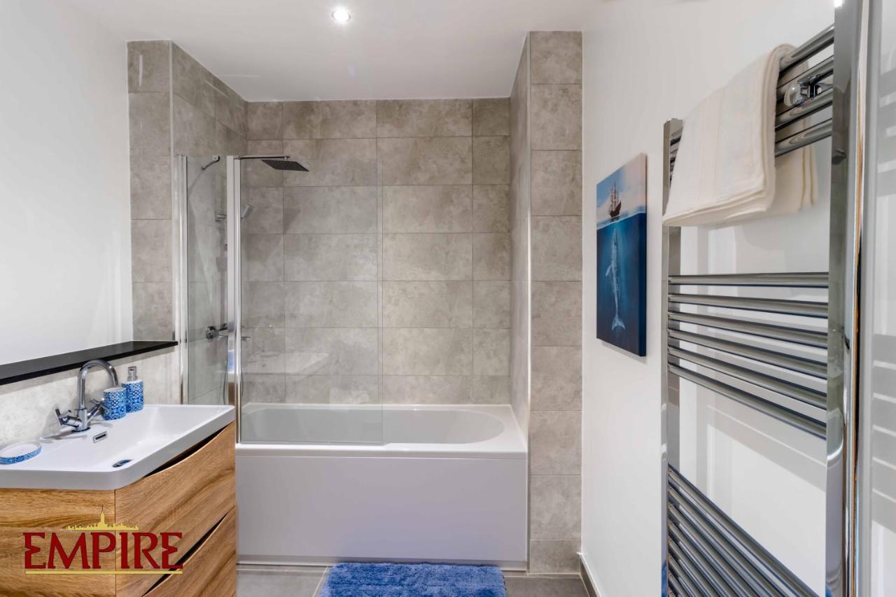 Stunning One Bedroom Duplex Apartment In Heart Of Jewellery Quarter 버밍엄 외부 사진