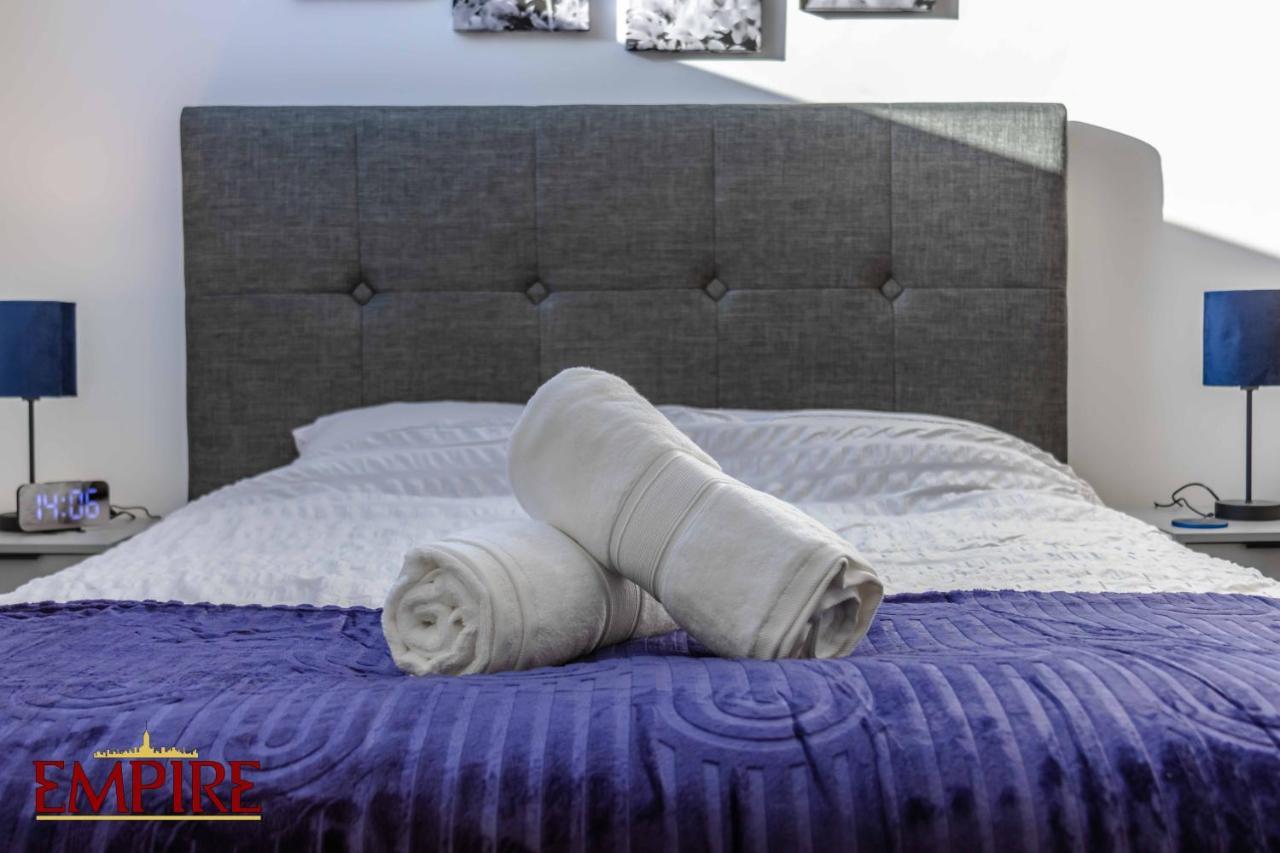 Stunning One Bedroom Duplex Apartment In Heart Of Jewellery Quarter 버밍엄 외부 사진